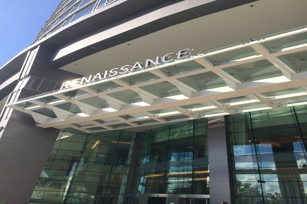 Renaissance Arlington Capital View Hotel Bagian luar foto
