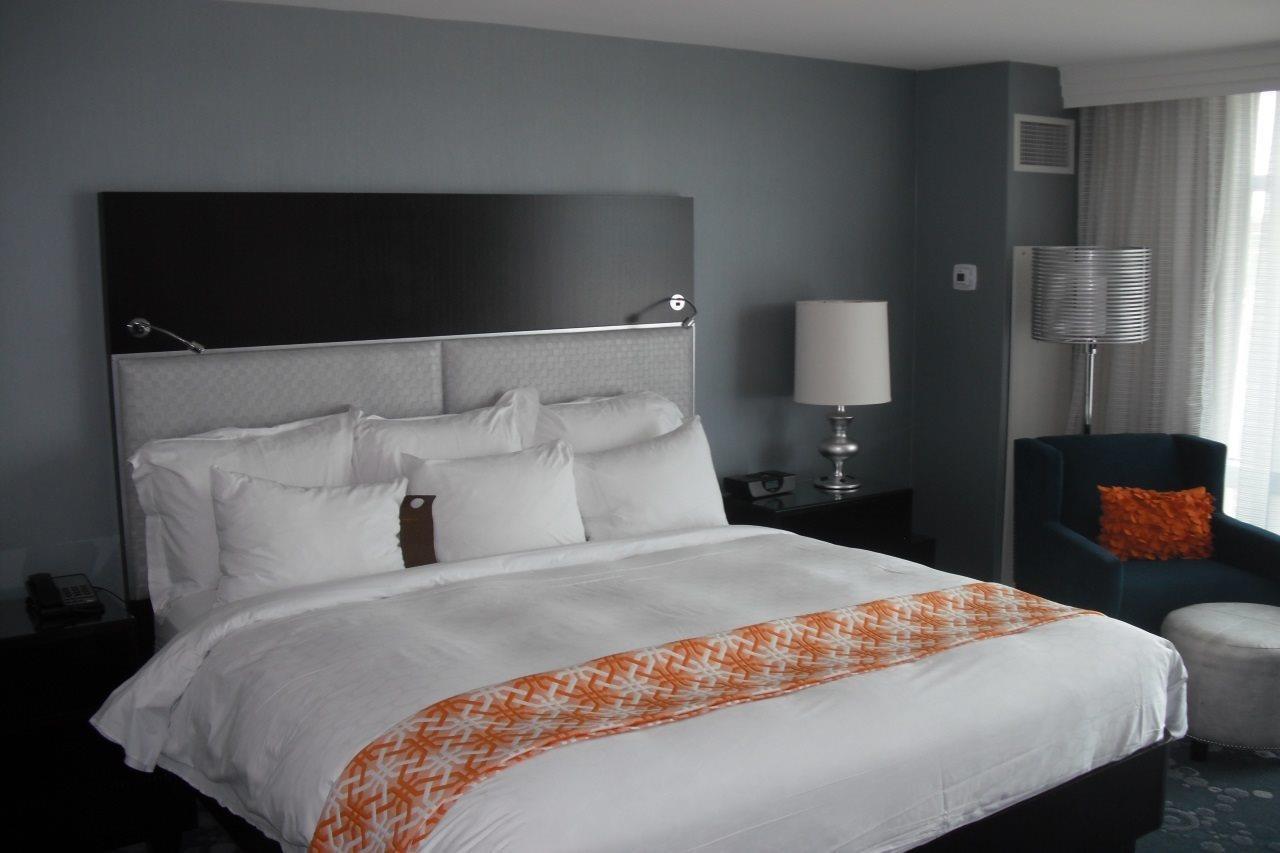 Renaissance Arlington Capital View Hotel Bagian luar foto