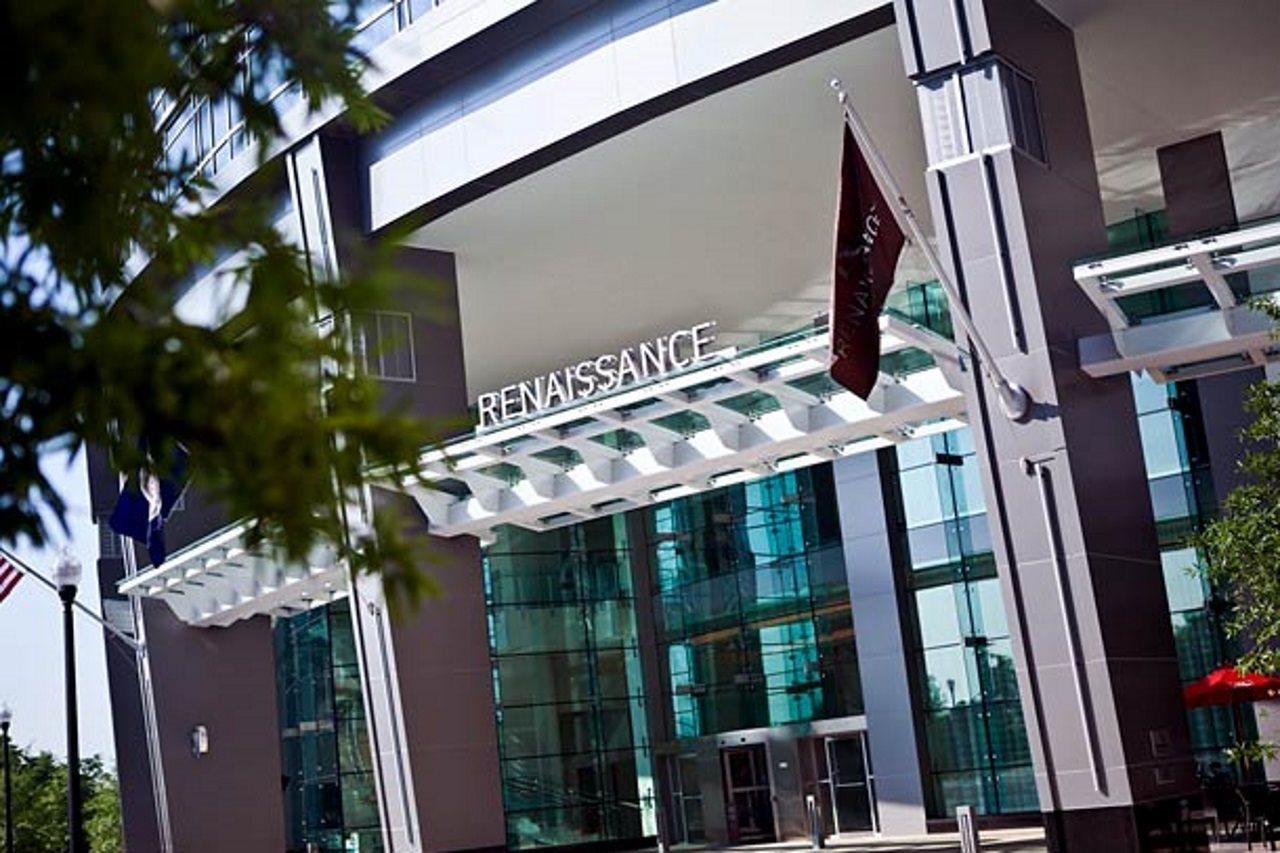Renaissance Arlington Capital View Hotel Bagian luar foto